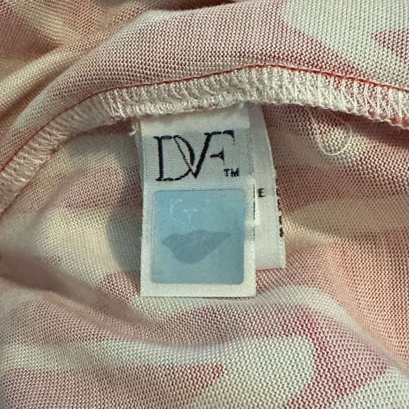 Diane Von Furstenberg Silk Red and White dress - Picture 4 of 6